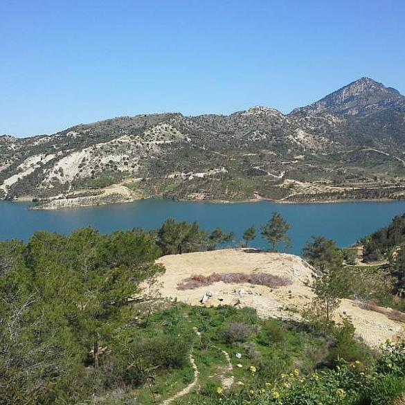 Hiking at Panagra Dam Hiking at Panagra Dam