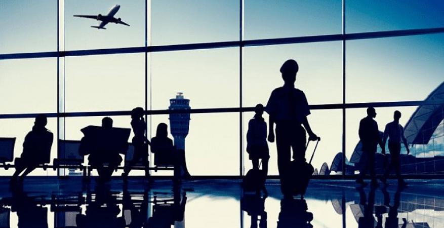 Έξυπνη οργάνωση αποσκευών για ταξίδι με λιγότερο βάρος