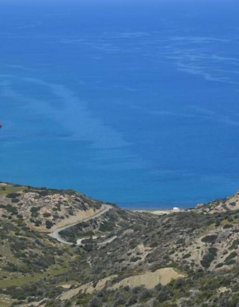 Απογευματινή πεζοπορία στο ακρωτήρι του Κορμακίτη | Υπαίθριες ...